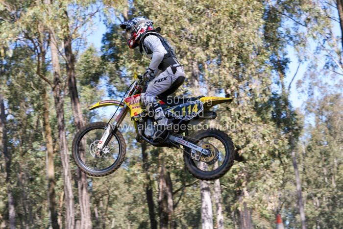 678x444 pixels (95K)